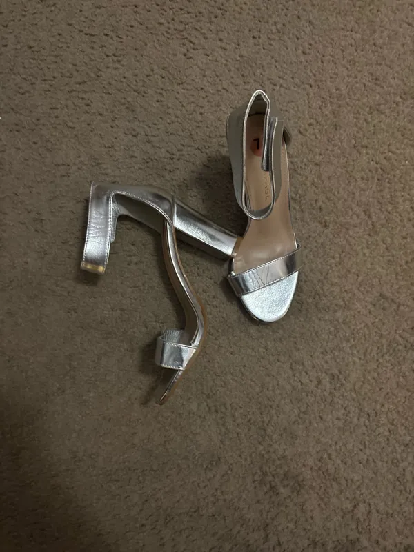 Silver party pumps Size 7.5 - Image 3