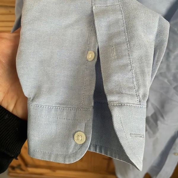 ANN TAYLOR Blue Button Down Shirt Size Medium - Image 4