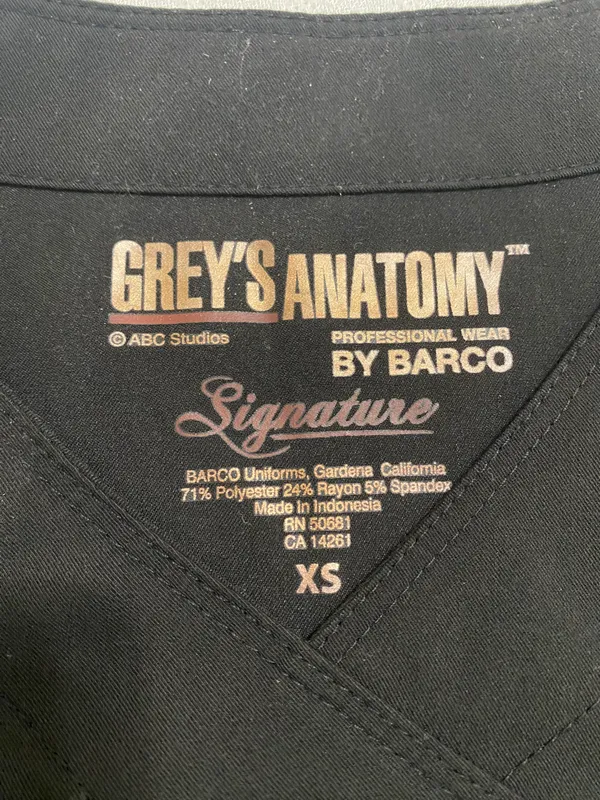 Grey's Anatomy Scrubs - Image 3
