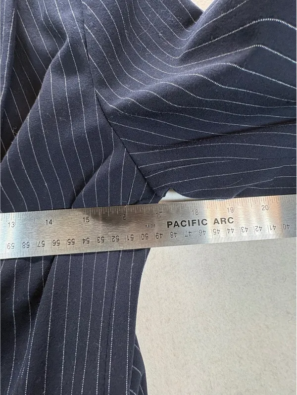 The Limited Stretch Women’s Small Navy Pinstripe Blazer Y2K Made in USA - Image 6