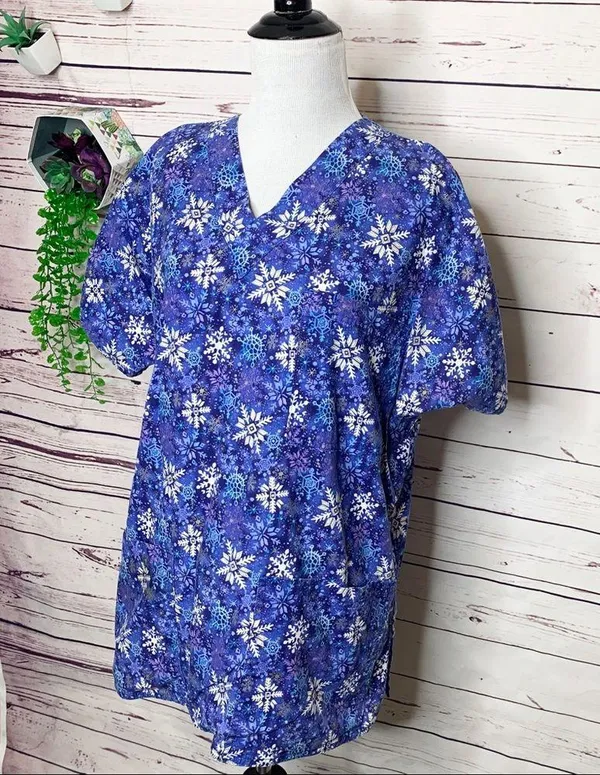 Scrubstar Blue Winter Snowflakes Medical Scrubs Set Size Medium Scrub Top & Pants - Image 4