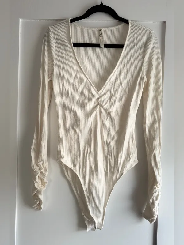 Free People Intimately Cozy Up With Me Ribbed V-Neck Bodysuit Sz L Balletcore - Image 6