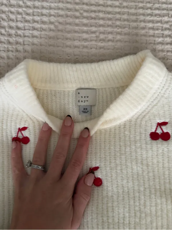 A New Day Cherry Sweater White Size XS - Image 3