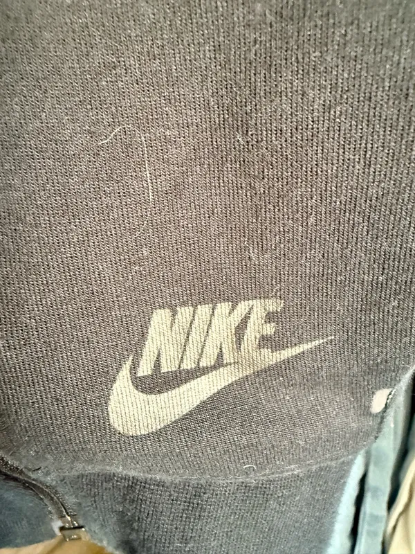 Nike Hooded Sleeveless Zip Sweatshirt - Image 5