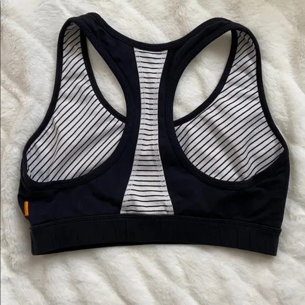 LUCY Women’s Black Racerback Sports Bra Top Size Small - Image 11