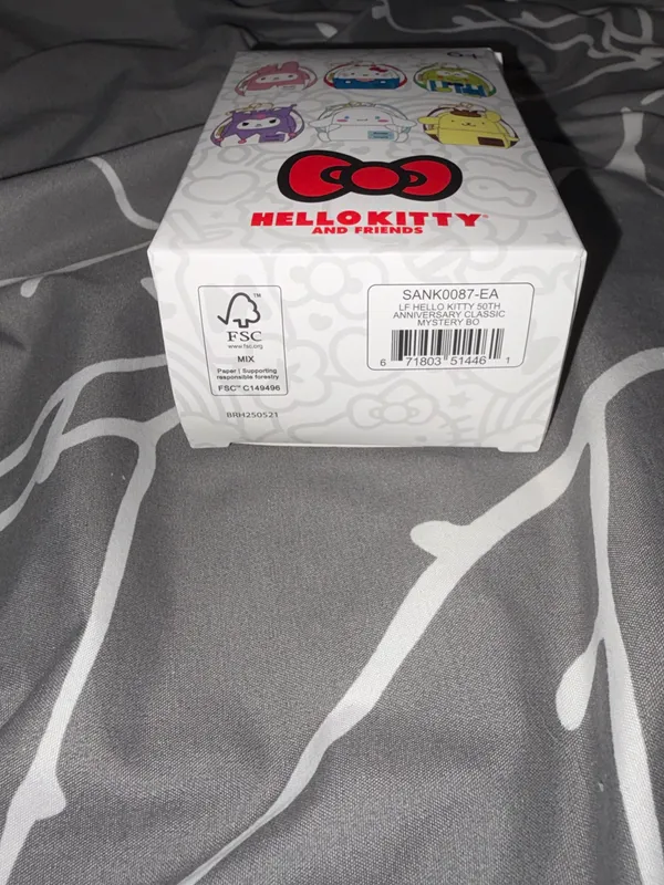 Loungefly Hello Kitty Mystery Box Bag Charm NWT - Image 6