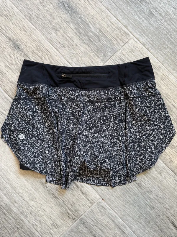 Lululemon Athletica Soundwave White Black Quick Pace Skirt Skort Women's Size 4 - Image 3