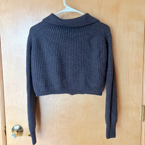 Wilfred Cardigan Women‎ Size M Dark Grey 100% Merino Wool Cropped Ribbed Polo - Image 3