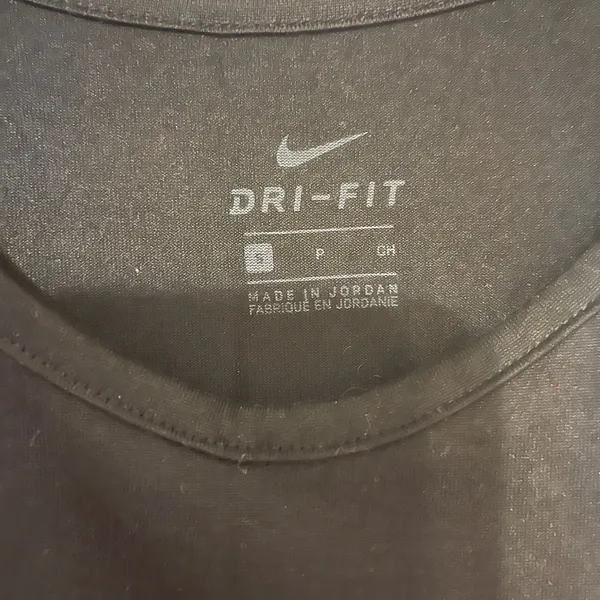 Nike tank top - Image 2