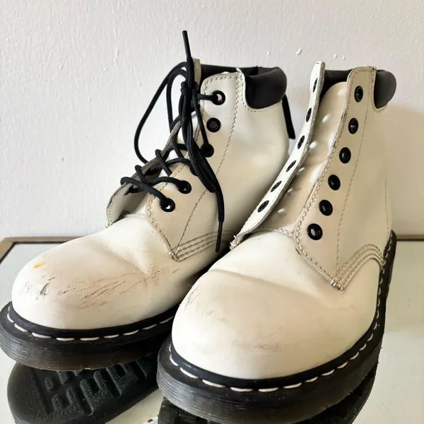 Dr. Martens White Leather Boots Size 8 - Image 2