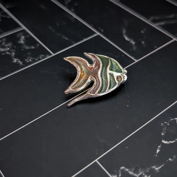 Vintage Brooch - Green & Orange Fish - Tarnished - Image 4