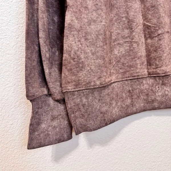 Brown Oversized Sweatshirt – New With Tags - Image 7