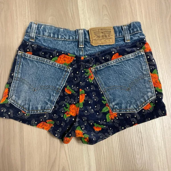 Vintage Levi’s Denim Shorts - Image 3