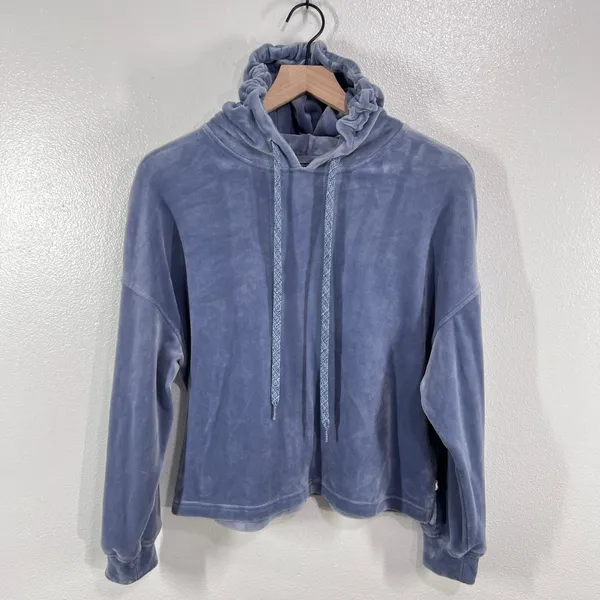 UGG Women's Velour Pullover Hoodie Periwinkle Blue Drawstring Large Lounge‎ Soft - Image 2