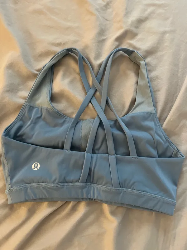 Sports bra Size 6 - Image 3