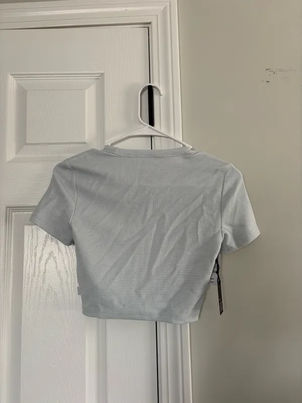 Aritzia TNA Top Crop - Image 4