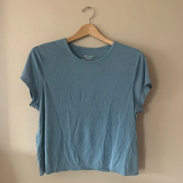 Athleta Ribbed Tee Shirt in Skylark Blue Size XL - Image 2