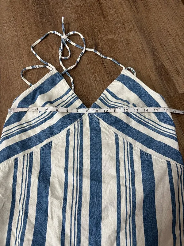 Universal Threads Blue and White Striped Top - Size Small - Image 5