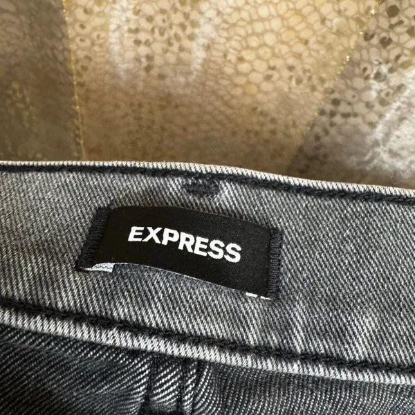 Express Black Gray Super High Waisted Distressed Mom Jeans Size 10 - Image 3
