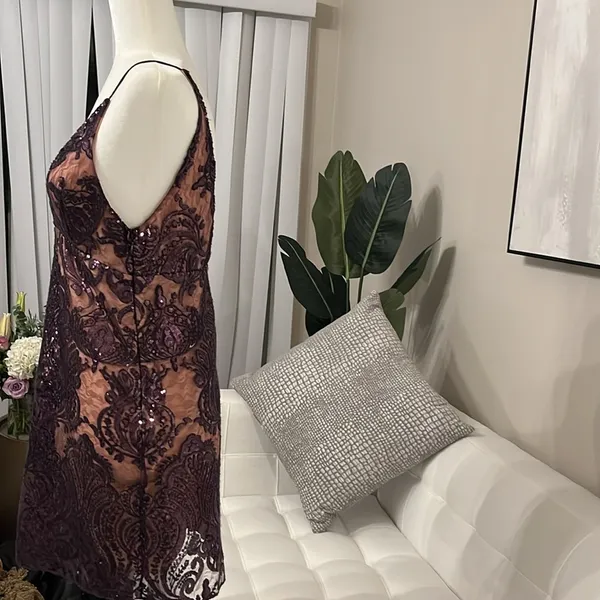Free People mini dress in excellent condition. - Image 2