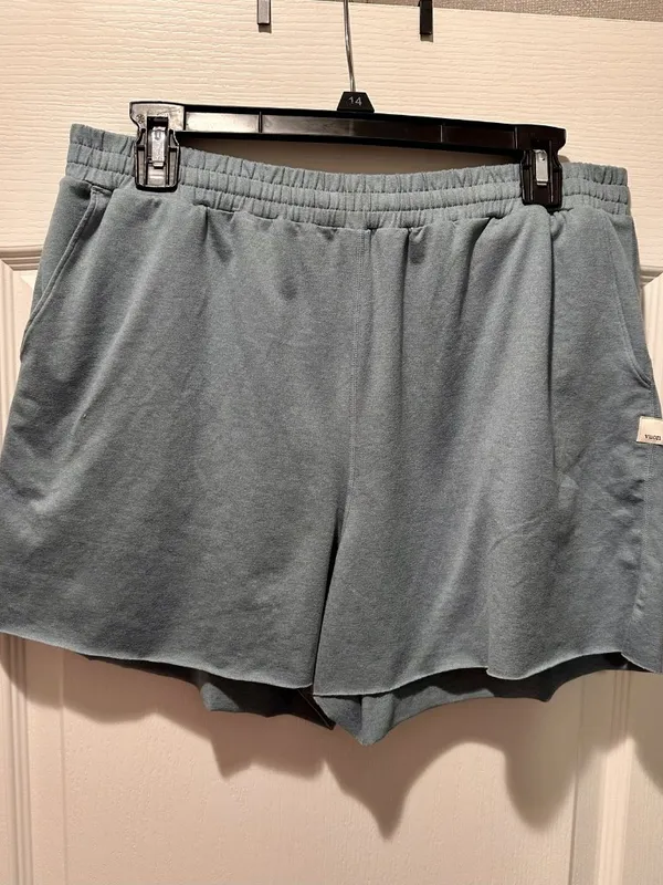 VUORI - Women’s Boyfriend Shorts - NWOT! - Image 4