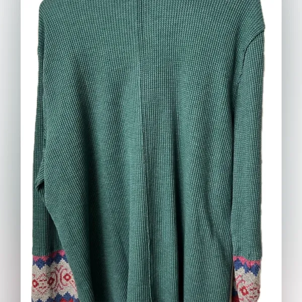 NWT Maurices Waffle Mock Neck Fair Isle Cuff Mixer Tee - Image 3