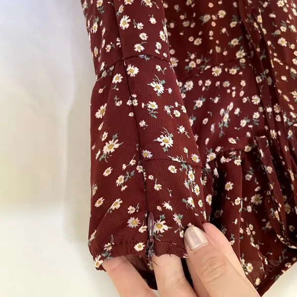 Floral summer sundress maroon red white flowers women's‎ size small midi straps - Image 5