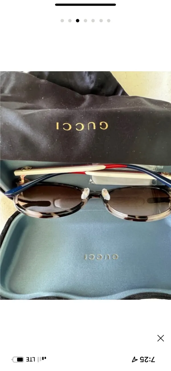 Gucci Sunglasses Women’s in case  - Image 4