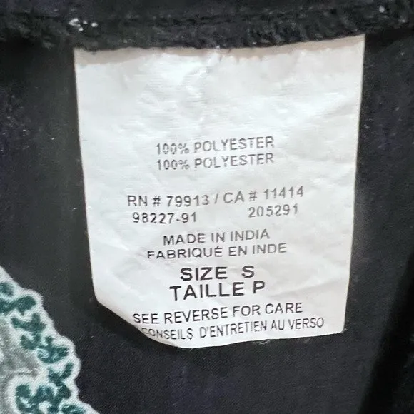 Motherhood Maternity black and aqua print top size small - Image 7