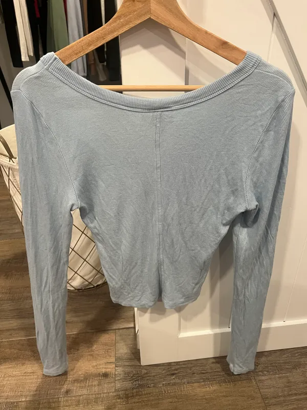 Target blue long sleeve - Image 4