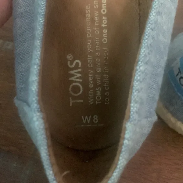 TOMS open toe shoe size 8 - Image 3
