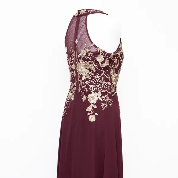 Betsy & Adam‎ - "Celeste" Long Embroidered Chiffon Gown. - Image 10