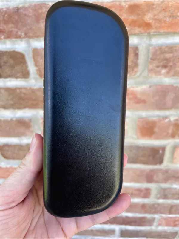 Coach clamshell Sun Glass Case black hardshell - Image 5