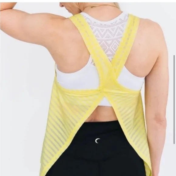 Zyia Active Nimbus‎ Split Back Knot Crop Top - Image 7
