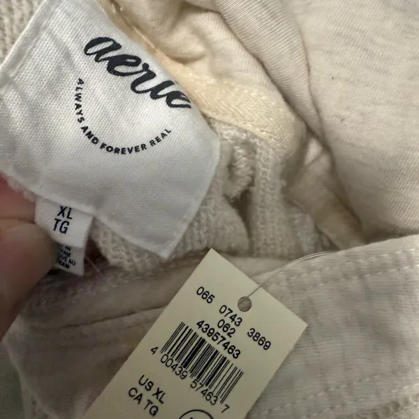 Aerie waffle hoodie, NWT! - Image 4