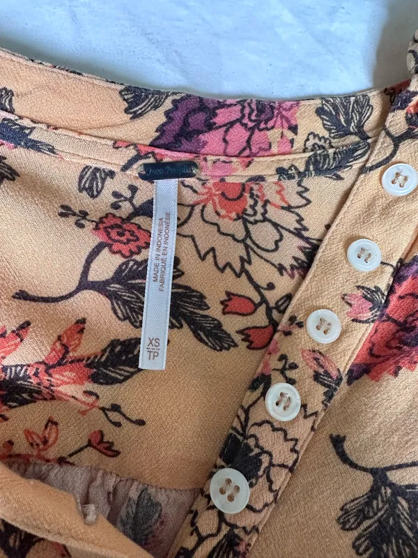 Free people yellow floral blouse - Image 6