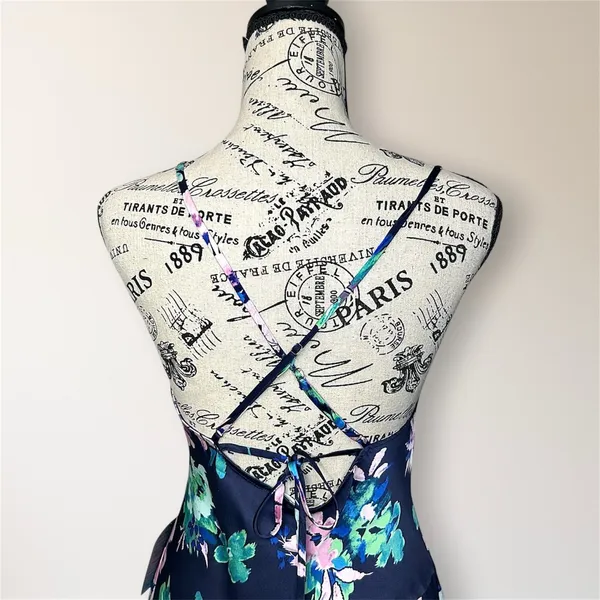 ASTR The Label Midnight Navy Satin Floral Midi Dress‎ S Autumn Wedding Guest NWT - Image 5