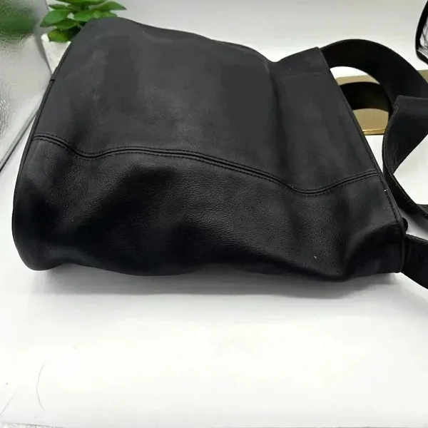 Coach Vintage - Soho‎ Erickson Bucket Bag 4169, Black - United States 1990s - Image 7