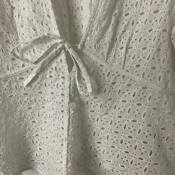 Madewell White‎ Eyelet Front Tie Top Size XXS - Image 5
