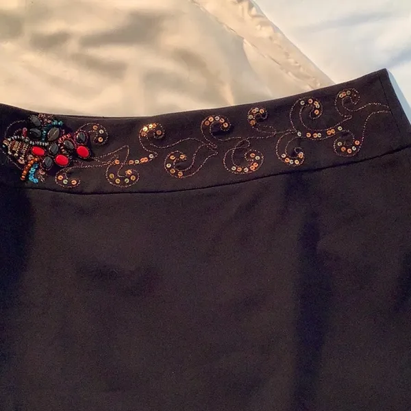Cache ’ Women’s Hand Beaded Black Skirt NEW NO TAGS - Image 10