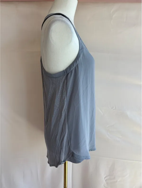 Express Women's Medium Gray Sleeveless Racerback Tank Top with Back Zipper - Image 4