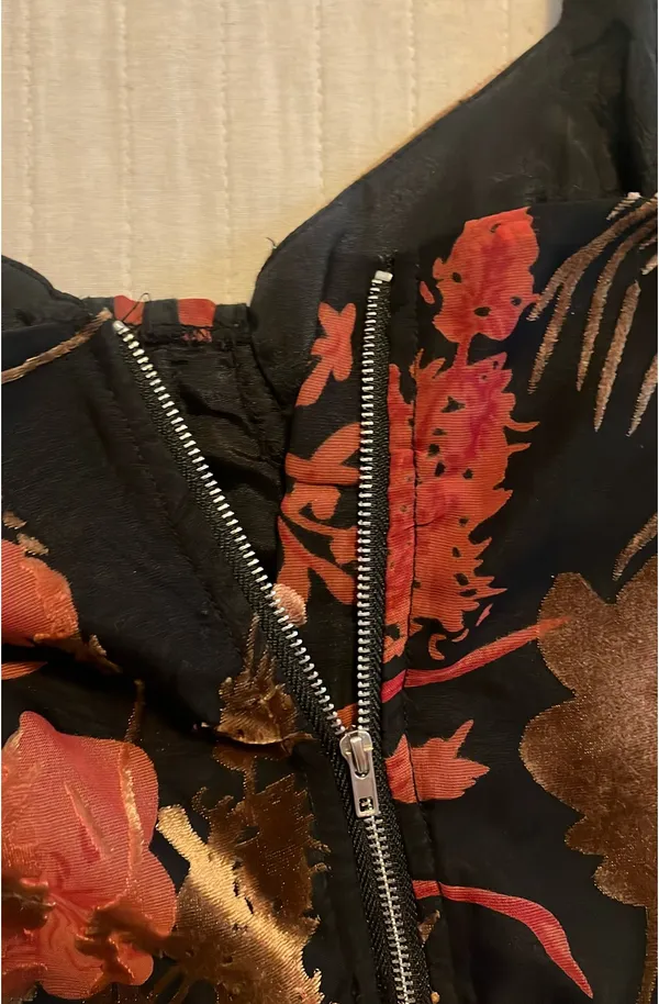 Pretty Little Thing Corset Top - Image 4