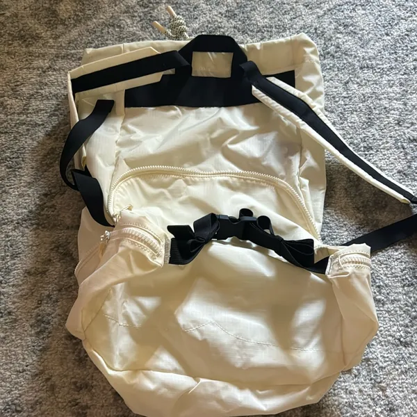 Hunter Drawsting Backpack - Image 5