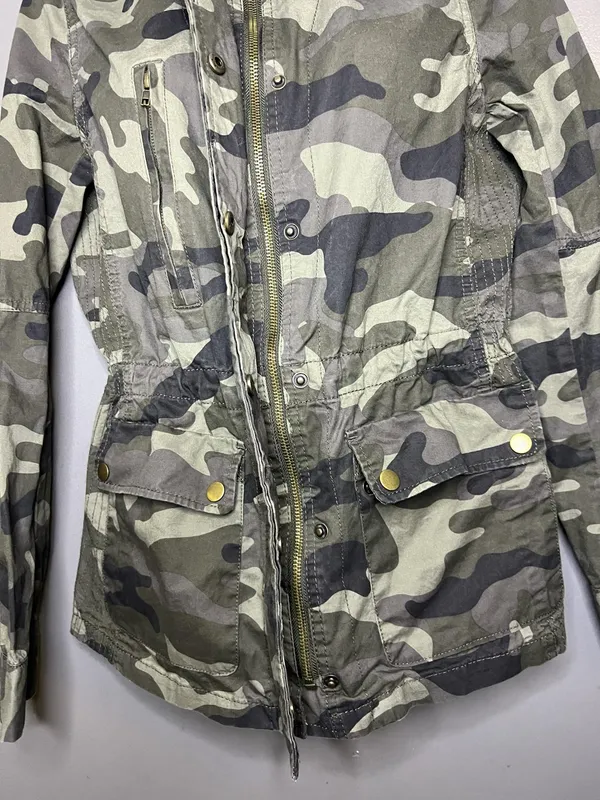 Love Tree Jacket Womens Medium Green Camo Military Zip Pockets Lightweight - Image 7