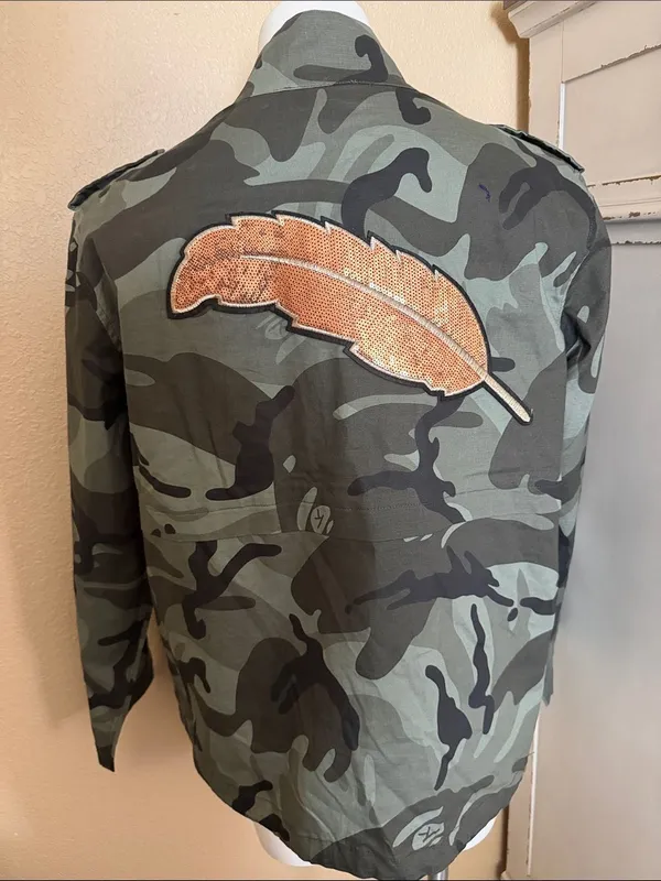 Military-Style Green Camo Utility Jacket - Image 5