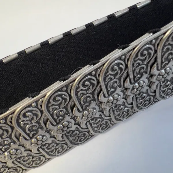Vintage Metallic Belt NWOT Gray - Image 5