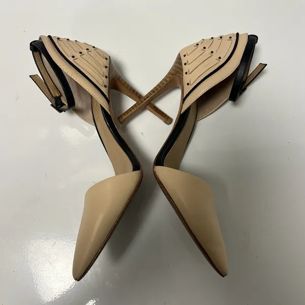 L.A.M.B. Gwen Stefani Leather Studded Stiletto Heels Pointed Nude Black Size 5.5 - Image 6