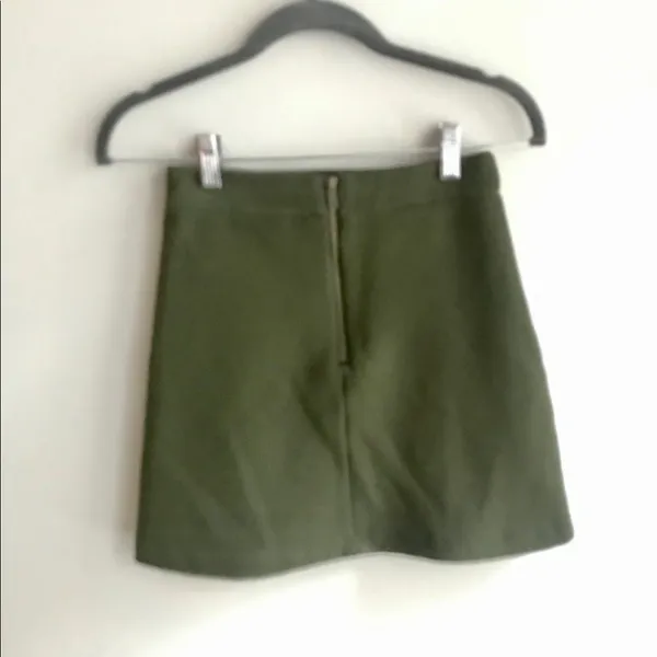 DIVIDED H&M Olive Military Skirt Gold Button Sz 2 - Image 3