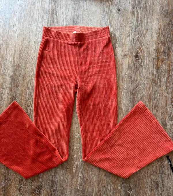 Aerie Groove-On Ribbed Velour Flare Pant - Image 5