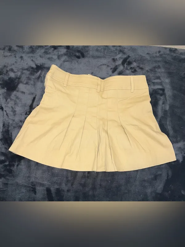 Princess Polly Amira Mini Skirt in Beige Size 2 New with tag - Image 9